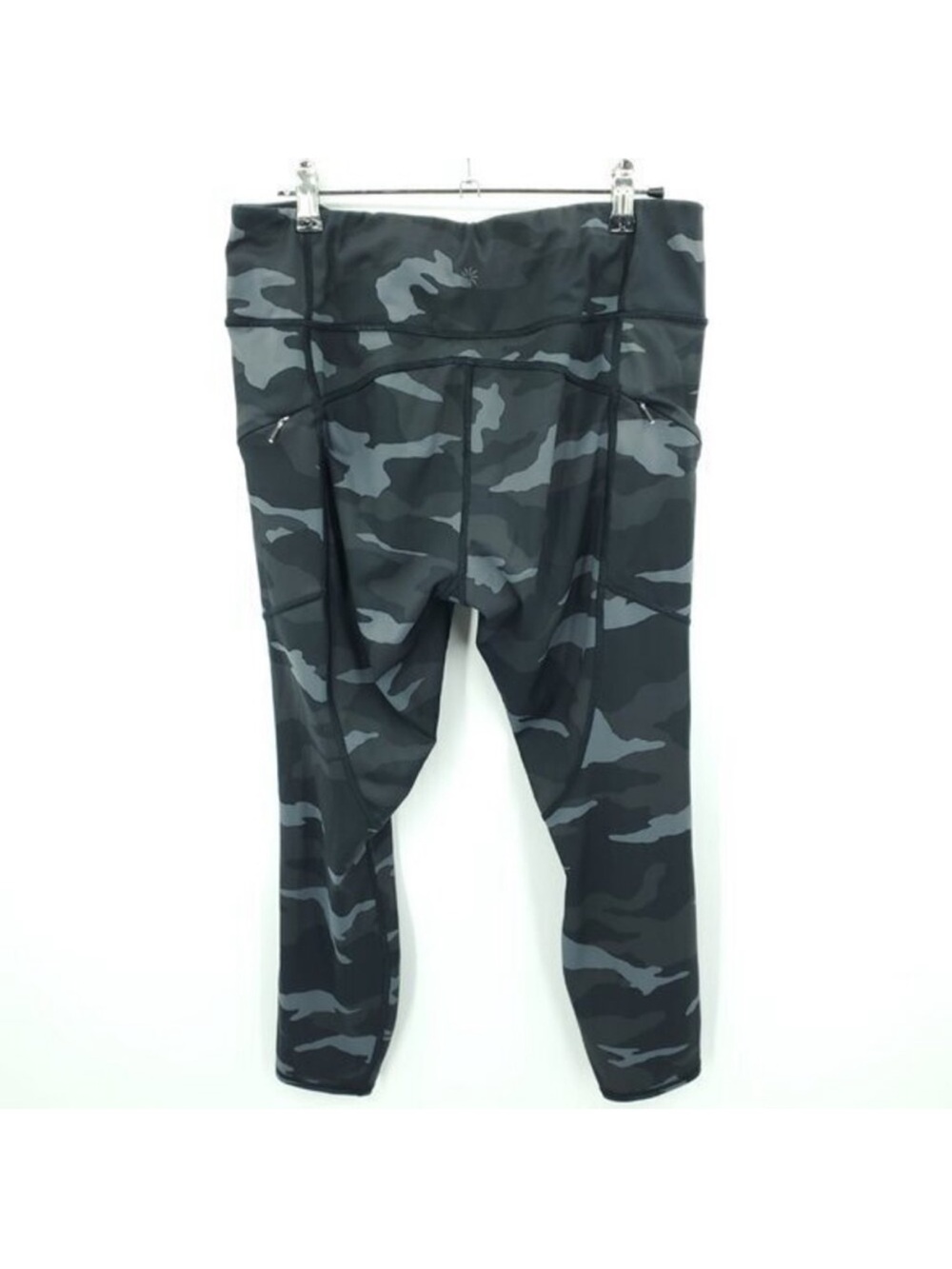 Athleta Camo Contender 7/8 Tight Legging L Powerlift Black/Gray Camo - Picture 2 of 14